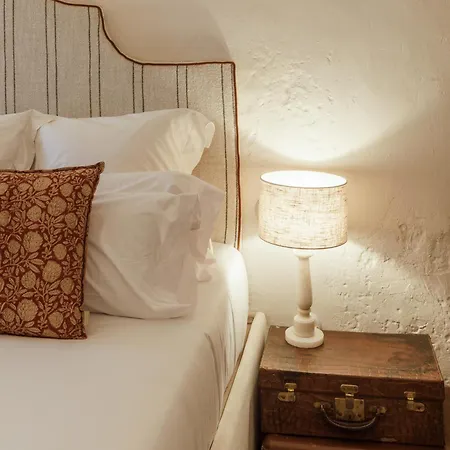 Castell De Vallgornera Hotel Peralada