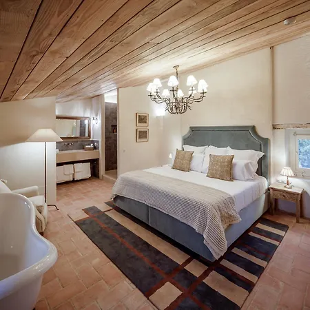 Hotel Castell De Vallgornera *