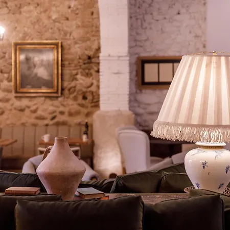 Hotel Castell De Vallgornera Peralada