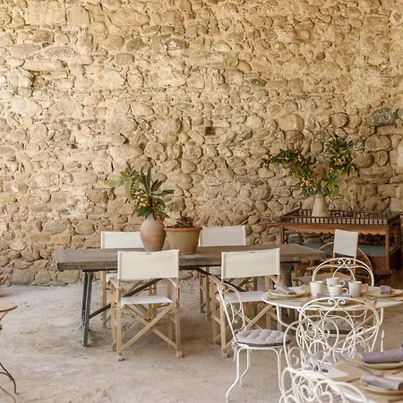 Hotel Castillo De Vallgornera