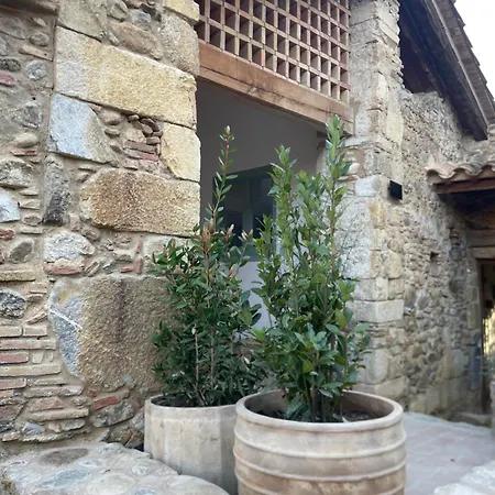 Castillo De Vallgornera * Peralada (Perelada)